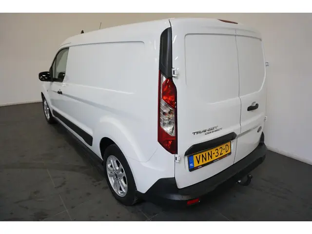 Ford Transit Connect 3