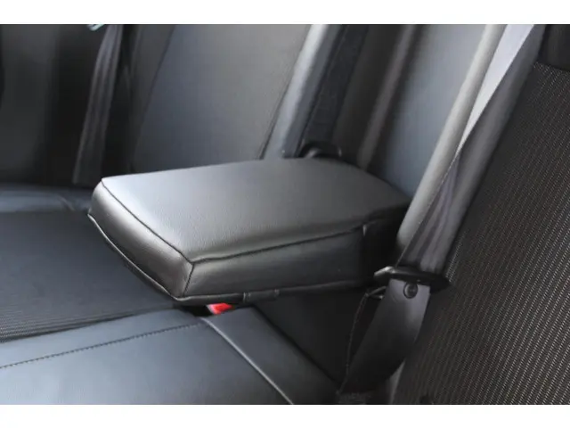 Ford B-MAX 1.0 EcoBoost 120 PK Titanium 2012 Benzine 22