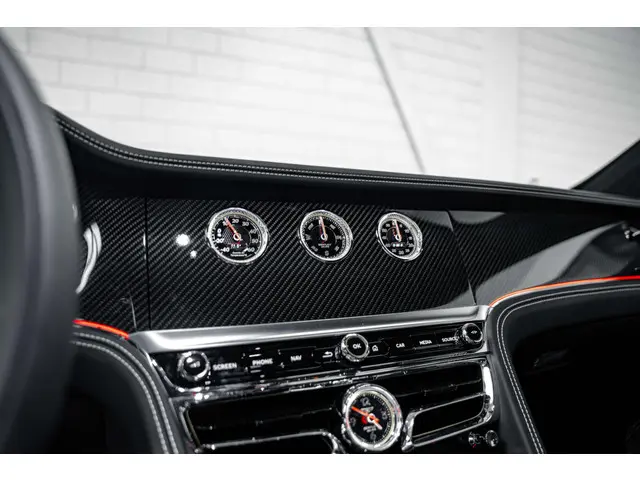 Bentley Flying Spur W12 Speed 2023 Benzine 34