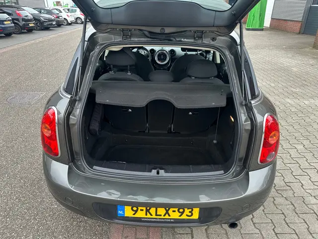 MINI Countryman Mini 1.6 One Holland Street 2013 Benzine 6