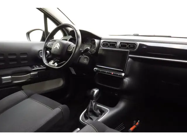 Citroën C3 1.2 PureTech Shine 2017 Benzine 3