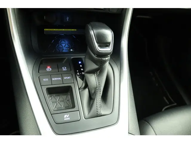 Toyota RAV4 2.5 Hybrid Executive 2021 Hybride Benzine 27