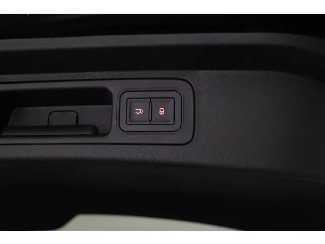 BYD SEAL U 1.5 DM-i FWD Boost 2025 Hybride Benzine 14