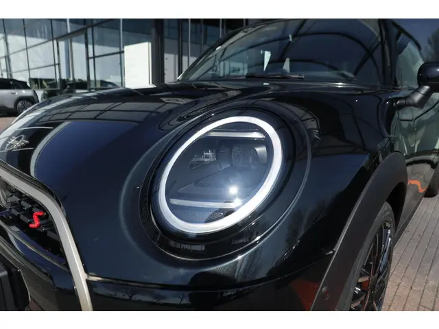 MINI 3-Deurs Cooper S 2025 Benzine 6