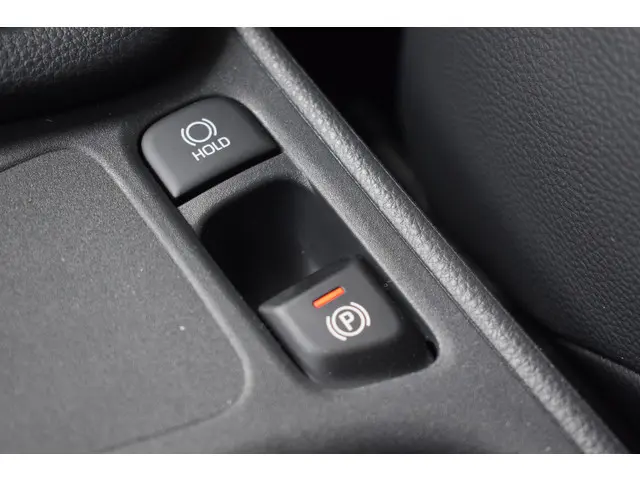 Mazda 2 Hybrid 1.5 Homura Plus 2025 Hybride Benzine 23