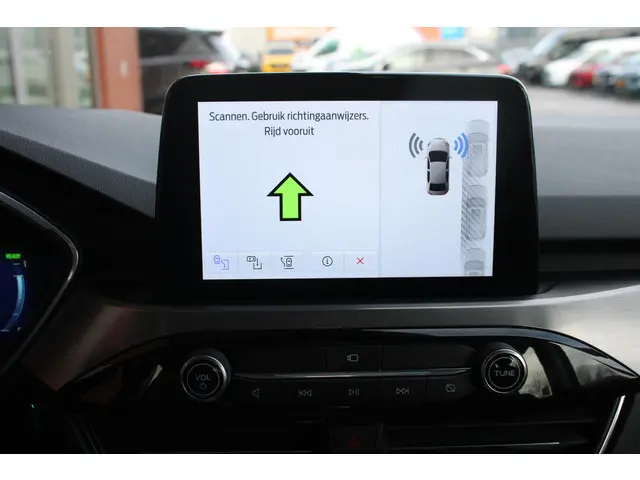 Ford Kuga 2.5 PHEV Titanium 2021 Hybride Benzine 16