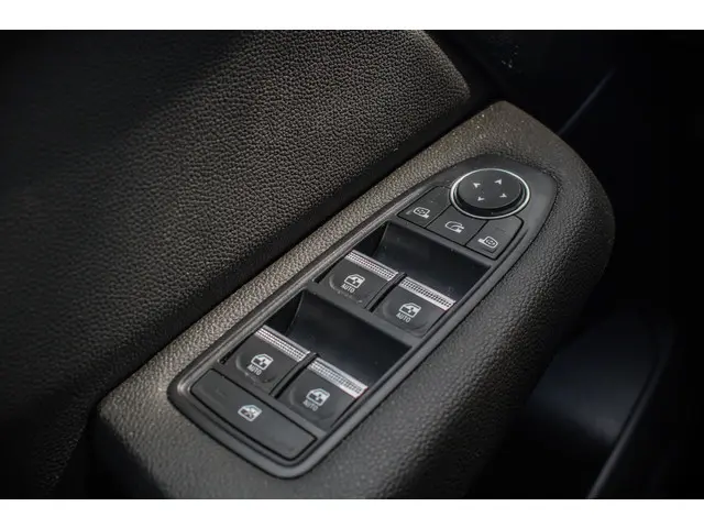 Renault Clio TCe 90 Intens 2021 Benzine 26