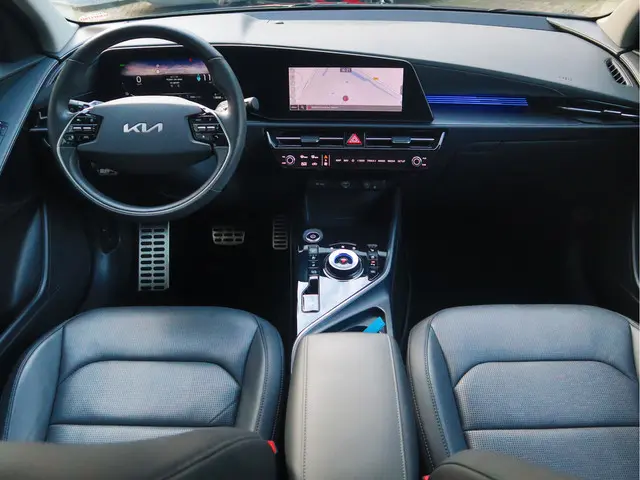Kia Niro EV ExecutiveLine 64.8 kWh 2024 Elektrisch 23