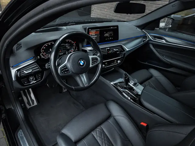 BMW 5 Serie Touring 530i xDrive M Sport 2022 Benzine 4