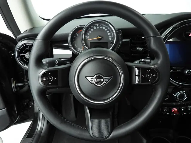 MINI 3-Deurs One 2022 Benzine 14