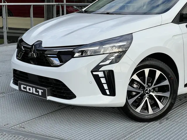 Mitsubishi Colt 1.0T MT Intense 2025 Benzine 22