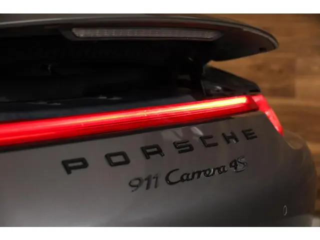 Porsche 911 3.8 Carrera 4S 2013 Benzine 25