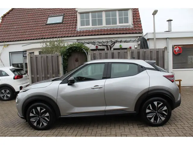 Nissan Juke 1.0 DIG-T Acenta Comfort Pack 2023 Benzine