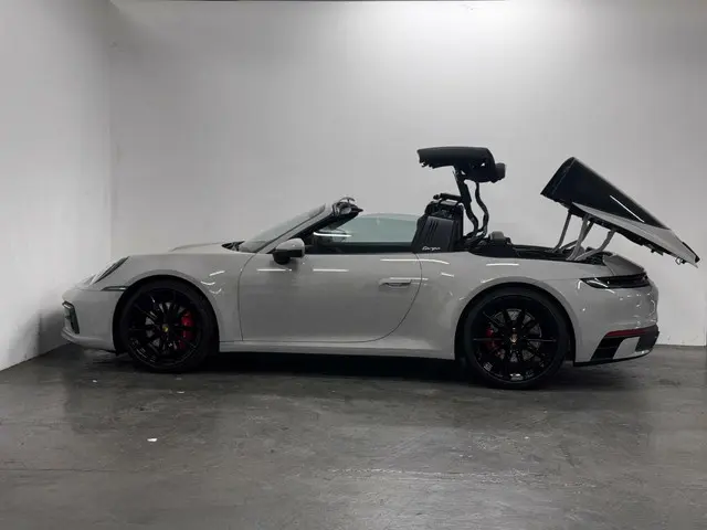 Porsche 911 Cabrio 911 Targa 4 S 2021 Benzine 11