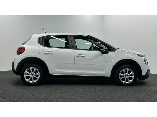 Citroën C3 1.2 PureTech Live AIRCO CRUISE. 2021 Benzine 9