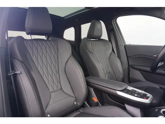 BMW X1 xDrive30e 2023 Hybride Benzine 8