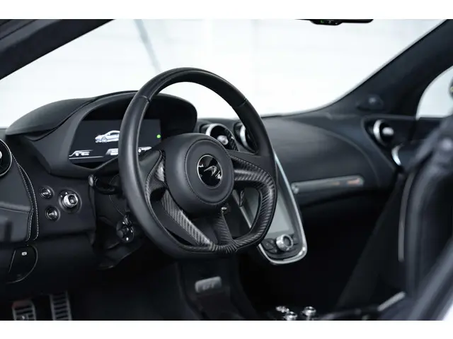 McLaren GT 4.0 V8 2023 Benzine 32