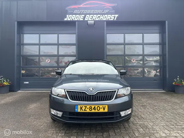 Škoda Rapid Spaceback 1.2 TSI Greentech JOY 2017 Benzine 2