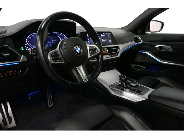 BMW 3 Serie 330e M Sport 2020 Hybride Benzine 6