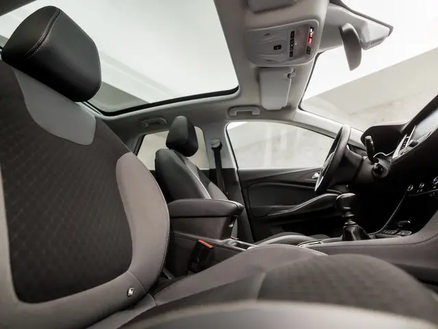 Opel Grandland X 1.2 Turbo Elegance Sport 2021 Benzine 8