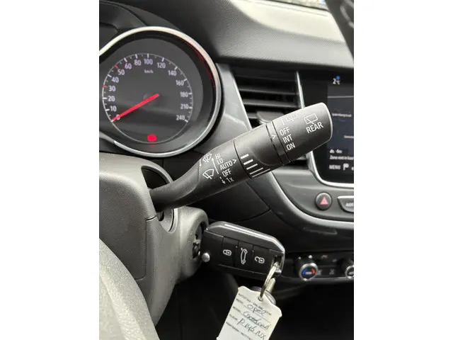 Opel Crossland 1.2 Turbo Elegance 2022 Benzine 28