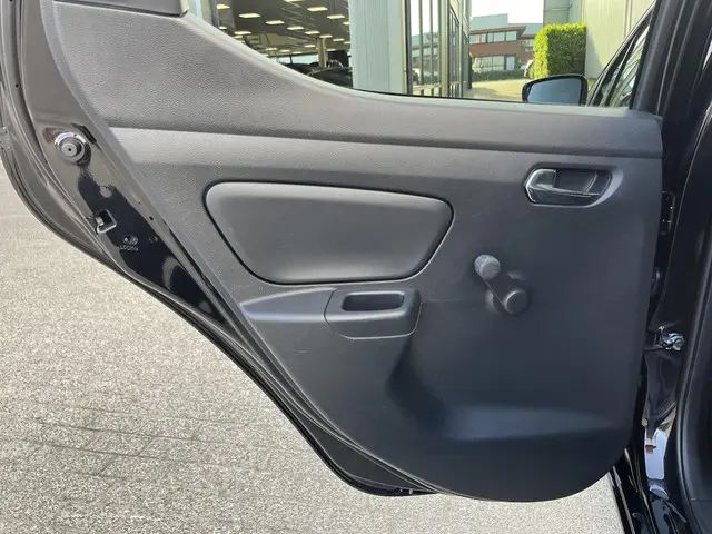Nissan Micra 0.9 IG-T N-Connecta 2018 Benzine 15