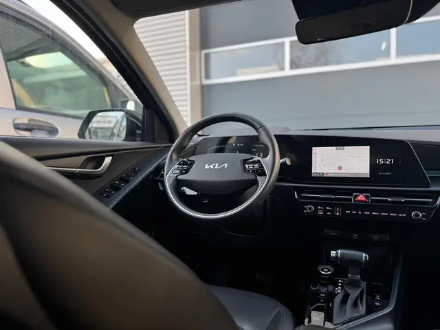 Kia Niro 1.6 GDi PHEV DynamicLine 2022 Hybride Benzine 30