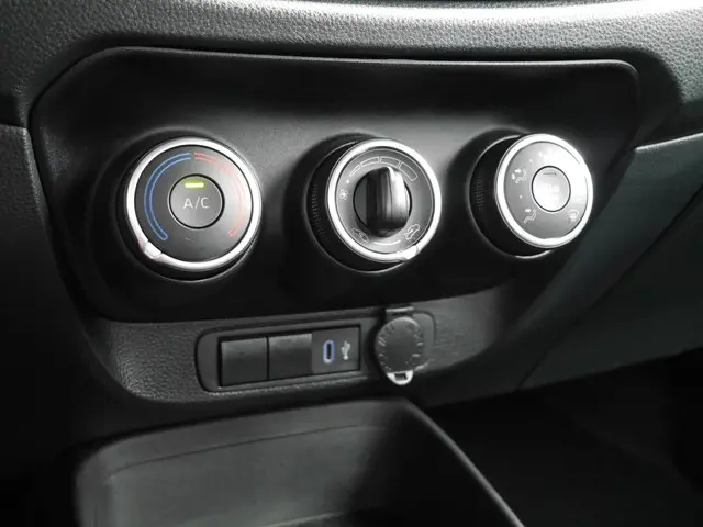 Toyota Aygo X 1.0 VVT-i MT Play 2024 Benzine 22