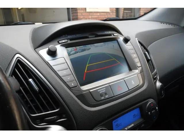 Hyundai ix35 1.6i GDI i-Vision 2014 Benzine 10