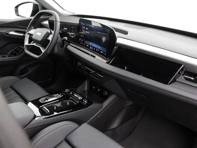 Audi Q6 e-tron Advanced edition 252 PK 2025 Elektrisch 27