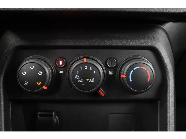 Dacia Sandero Stepway 1.0 TCe 90 Comfort 2023 Benzine 27