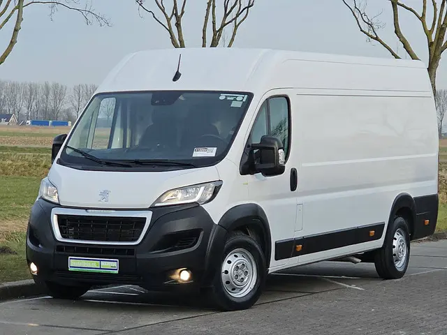 Peugeot Boxer 2.2 2022 Diesel 2