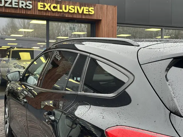 Ford Focus Wagon 1.0 EcoBoost ST Line 2019 Benzine 15