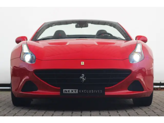 Ferrari California 3.9 T HELE 2016 Benzine 6