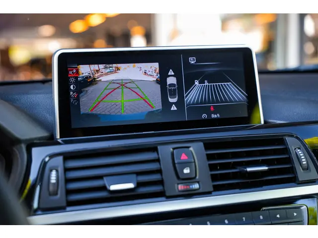 BMW 4 Serie Cabrio 428i Essential 2016 Benzine 17