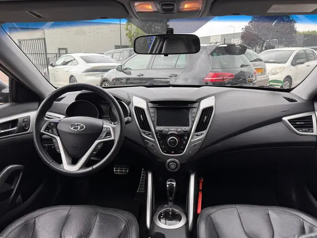 Hyundai Veloster 1.6 GDI i-Catcher 2012 Benzine 13