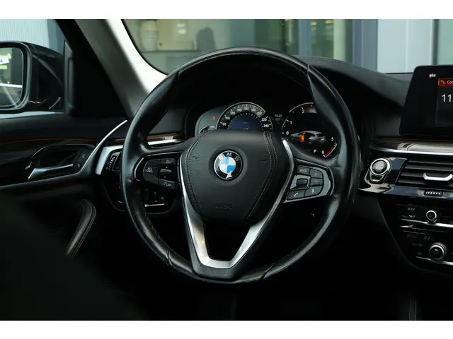 BMW 5 Serie 520d High Excecutive 2017 Benzine 15