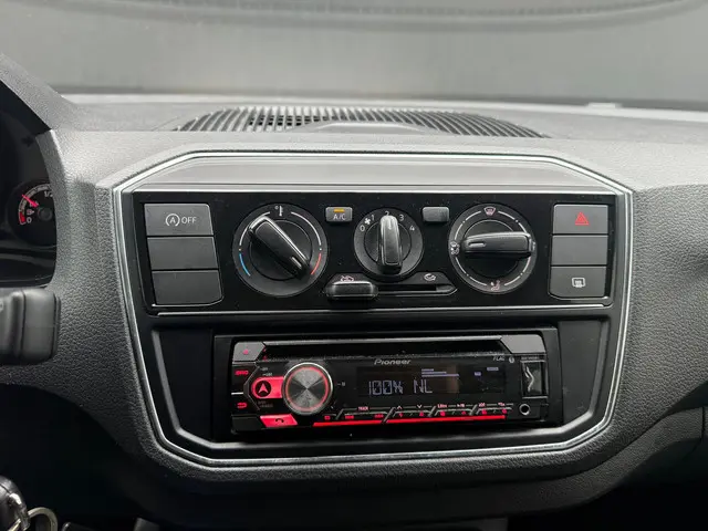 Volkswagen up! 1.0 2020 Benzine 29