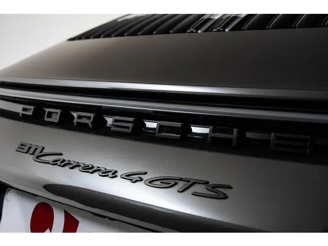 Porsche 911 3.0 Carrera 4 GTS 2022 Benzine 29