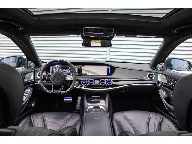 Mercedes-Benz S-Klasse 2