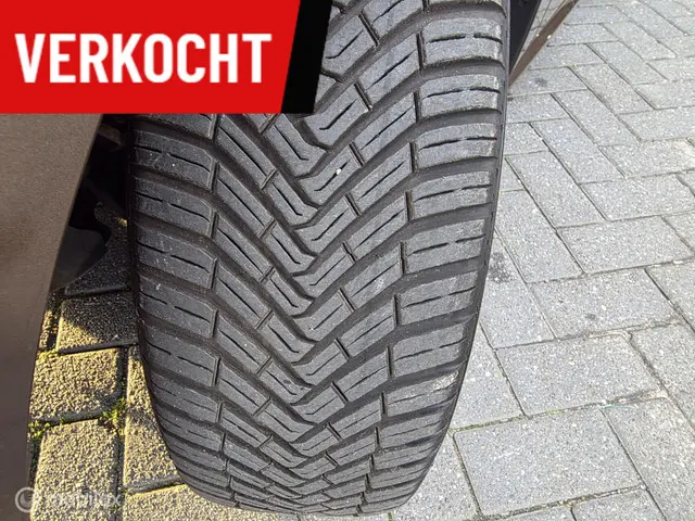 Volkswagen Polo 1.4 TDI Comfortline 2016 Diesel 32