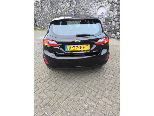 Ford Fiesta 1.0 EcoBoost Hybrid Titanium 2022 Benzine 5