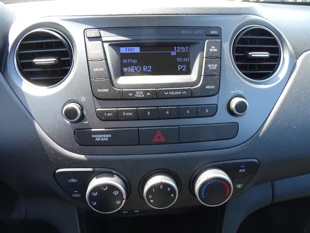 Hyundai i10 1.0i Comfort AIRCO/BT/CRUISE 2019 Benzine 17