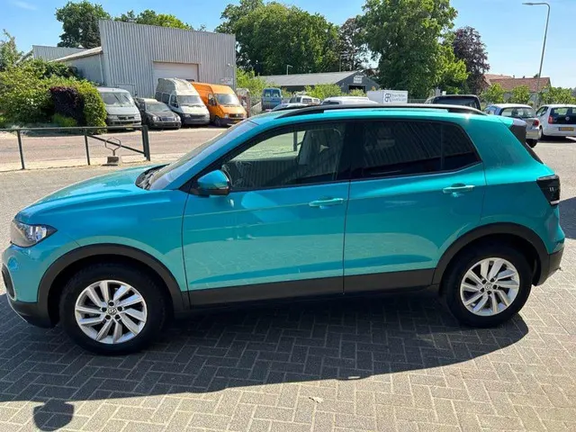 Volkswagen T-Cross 2