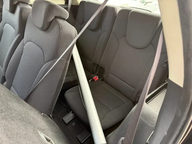 Kia Carens 2.0 GDi First Edition 7 pers 2013 Benzine 5