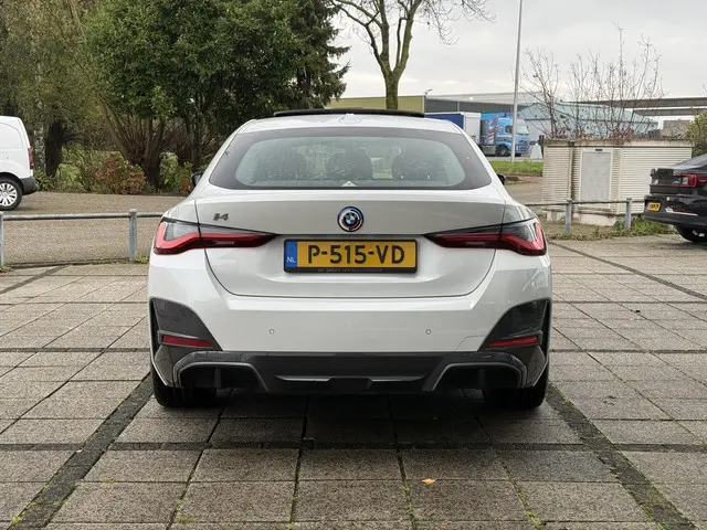 BMW i4 eDrive40 Aut. M-Sport 84kwh 2022 Elektrisch 5