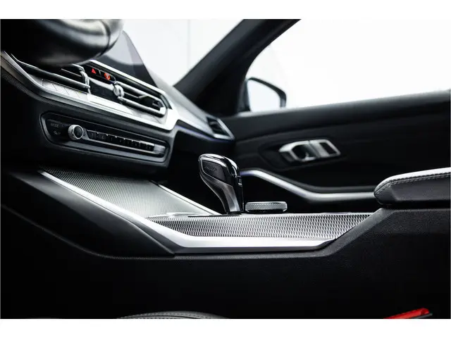 BMW 3 Serie Touring 320i M Sport High Ex 2021 Benzine 49