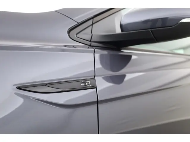 Volkswagen Polo 1.0 TSI R-Line 2025 Benzine 35