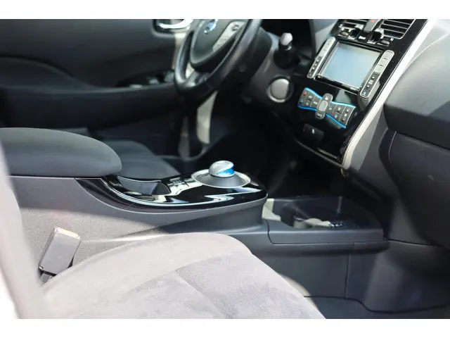 Nissan Leaf Visia 24 kWh | Alle Opties | 2015 Elektrisch 8