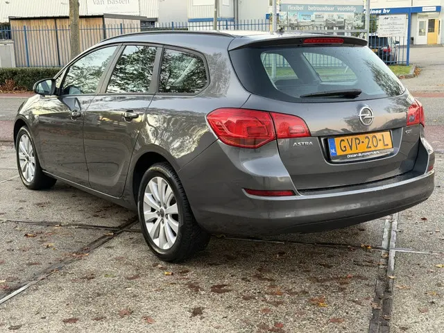Opel Astra Sports Tourer 1.7 CDTi Selection 2012 Diesel 7